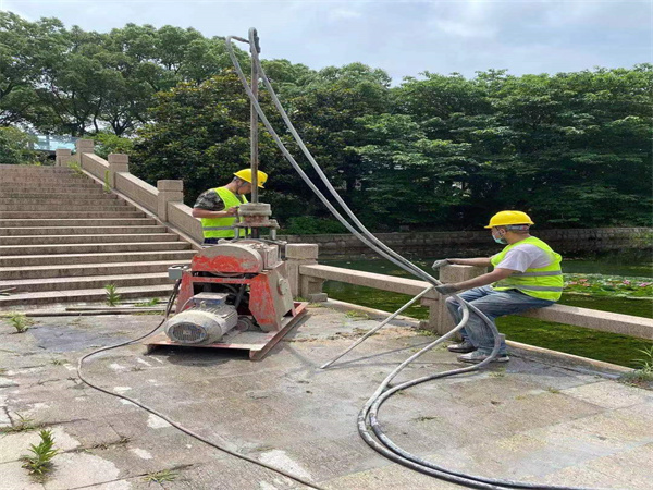 凤山地基高压压密注浆施工
